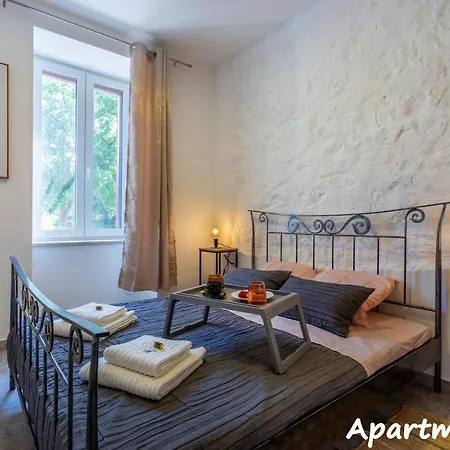 Apartment Place4u#1⋆new⋆central Location⋆parking⋆awesome Pula